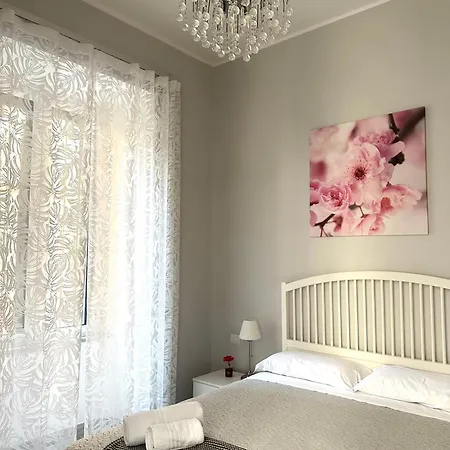 Dea 4* نابولي