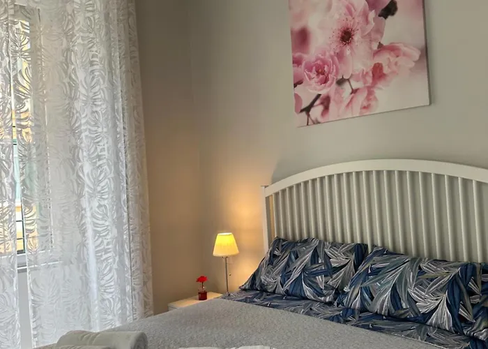 Dea فندق مبيت وإفطار 4*